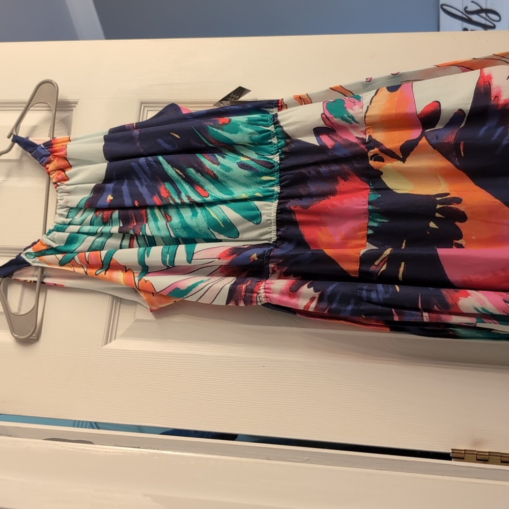 Isabel And Nina Maxi